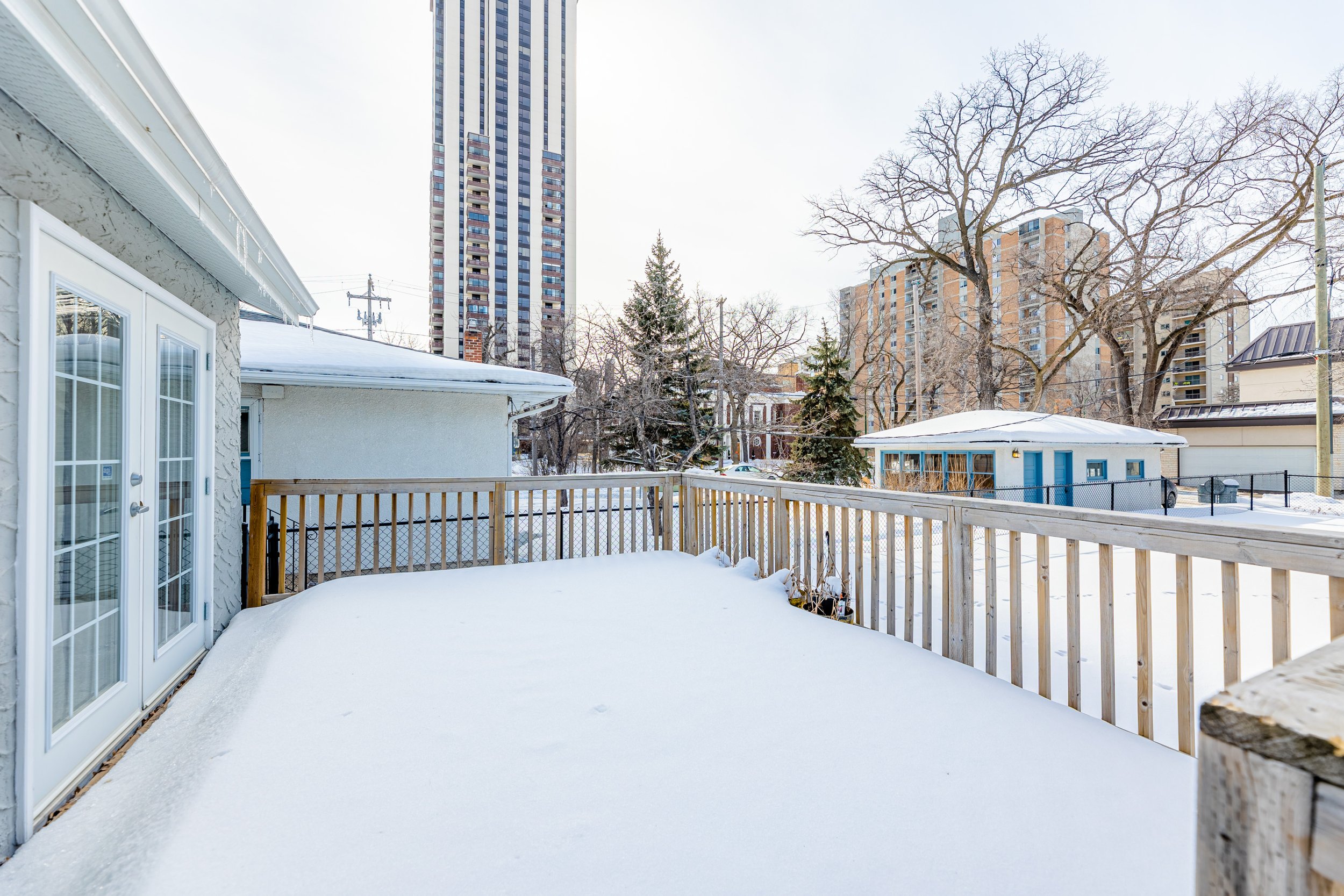 9 Roslyn Cres (48).jpg