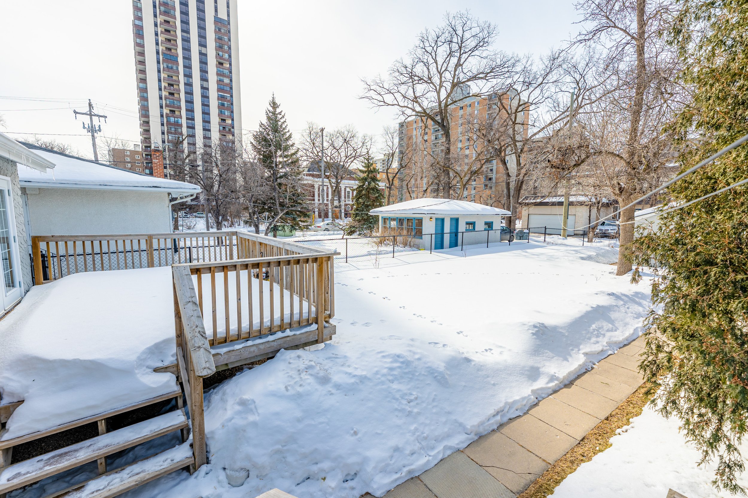 9 Roslyn Cres (50).jpg