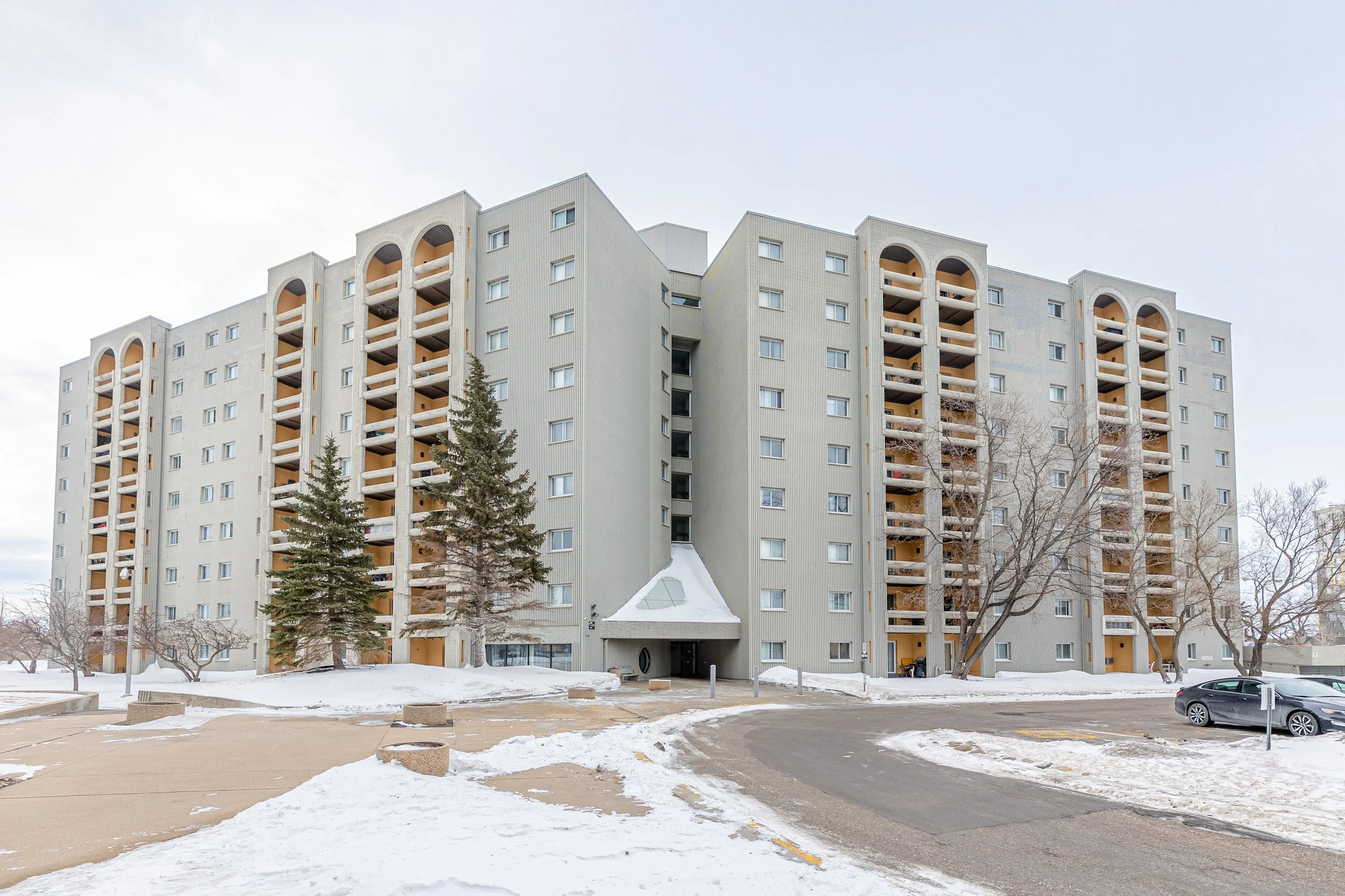 803 3030 Pembina Highway — Meagan McKilliop