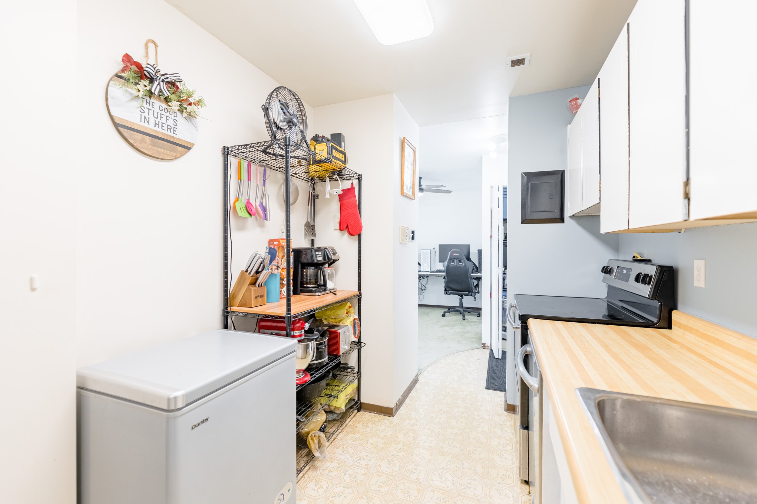 803-3030 Pembina Hwy (14).jpg