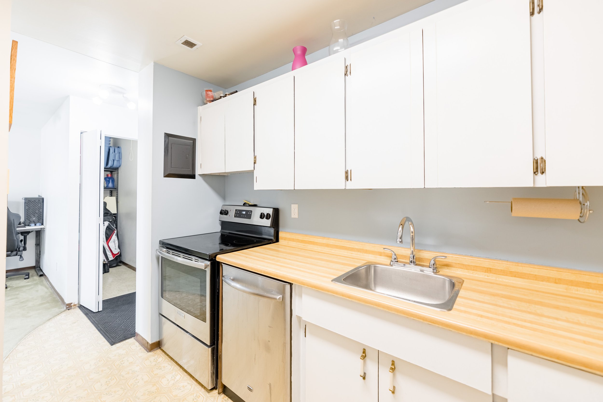 803-3030 Pembina Hwy (15).jpg