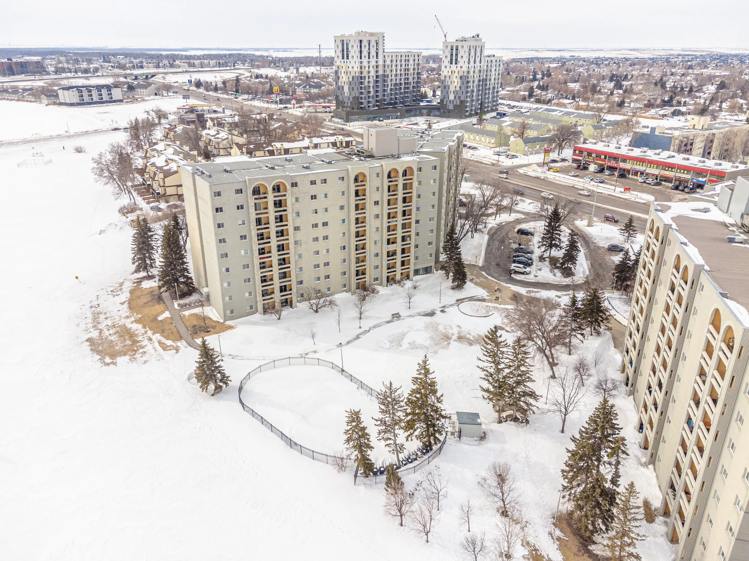803 3030 Pembina Highway — Meagan McKilliop