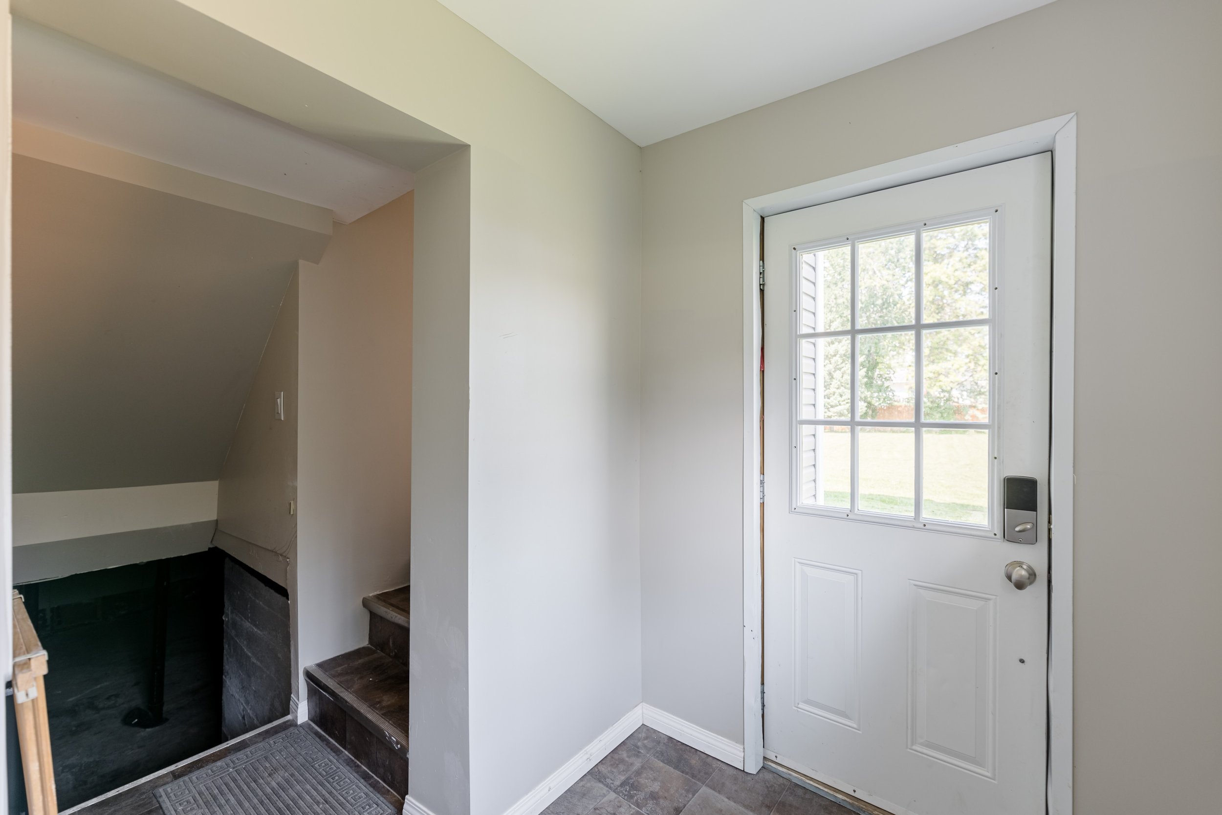 106 2nd Ave (13).jpg