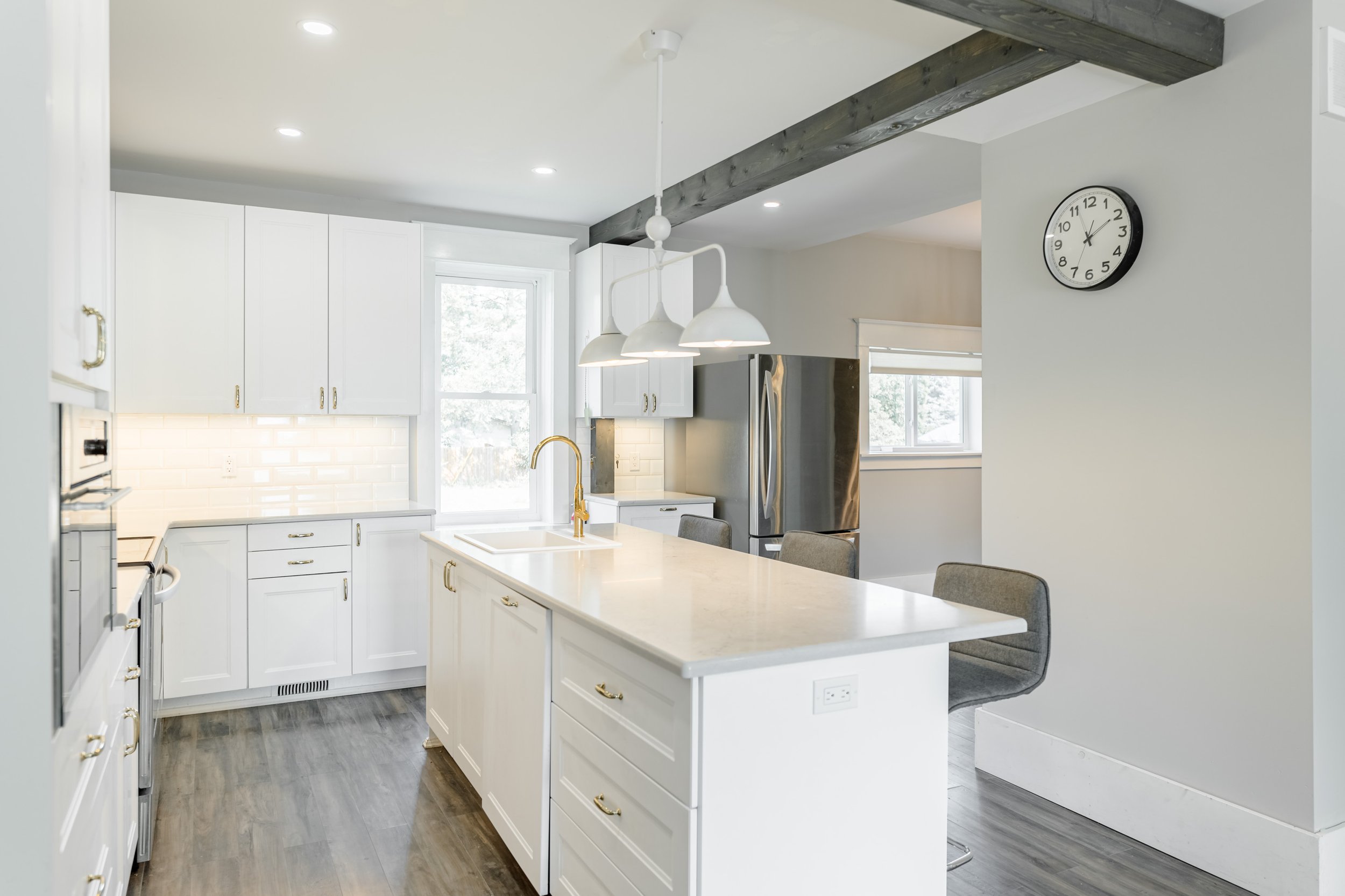 106 2nd Ave (18).jpg