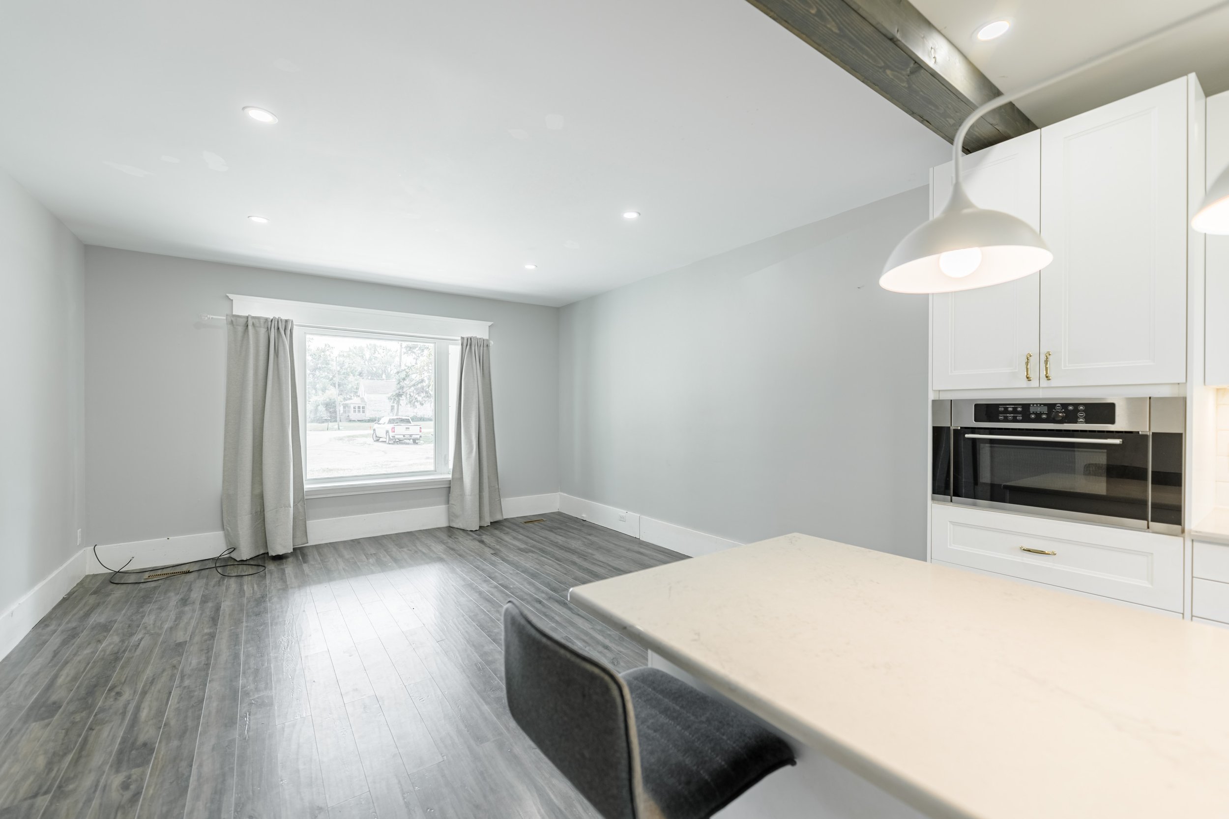 106 2nd Ave (23).jpg