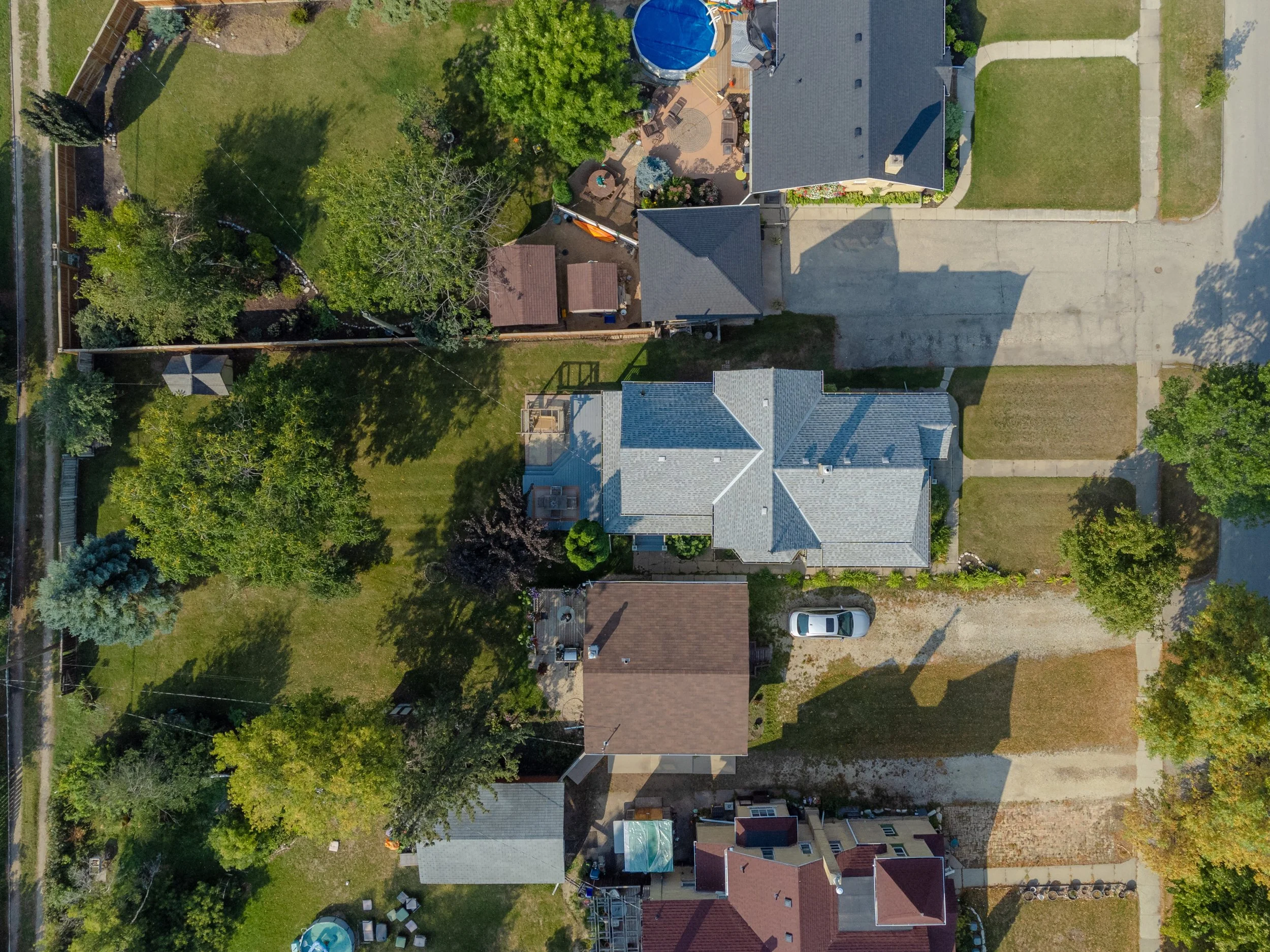 131 Dufferin Ave E — Meagan McKilliop