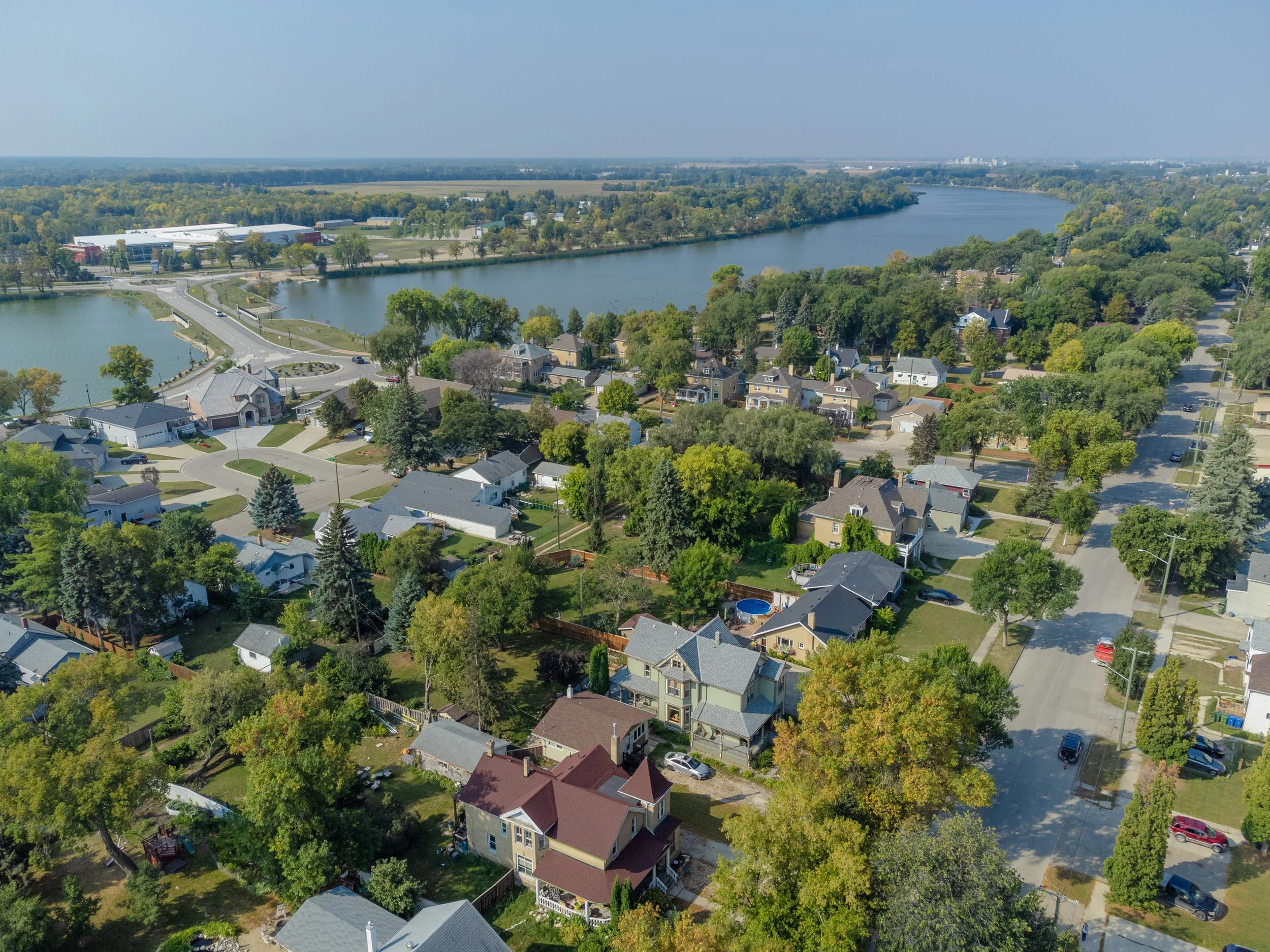 131 Dufferin Ave E — Meagan McKilliop