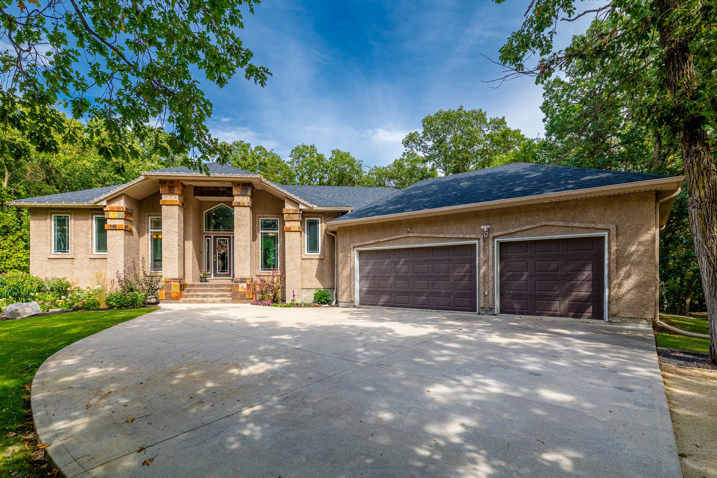 28 Highland Dr (2).jpg