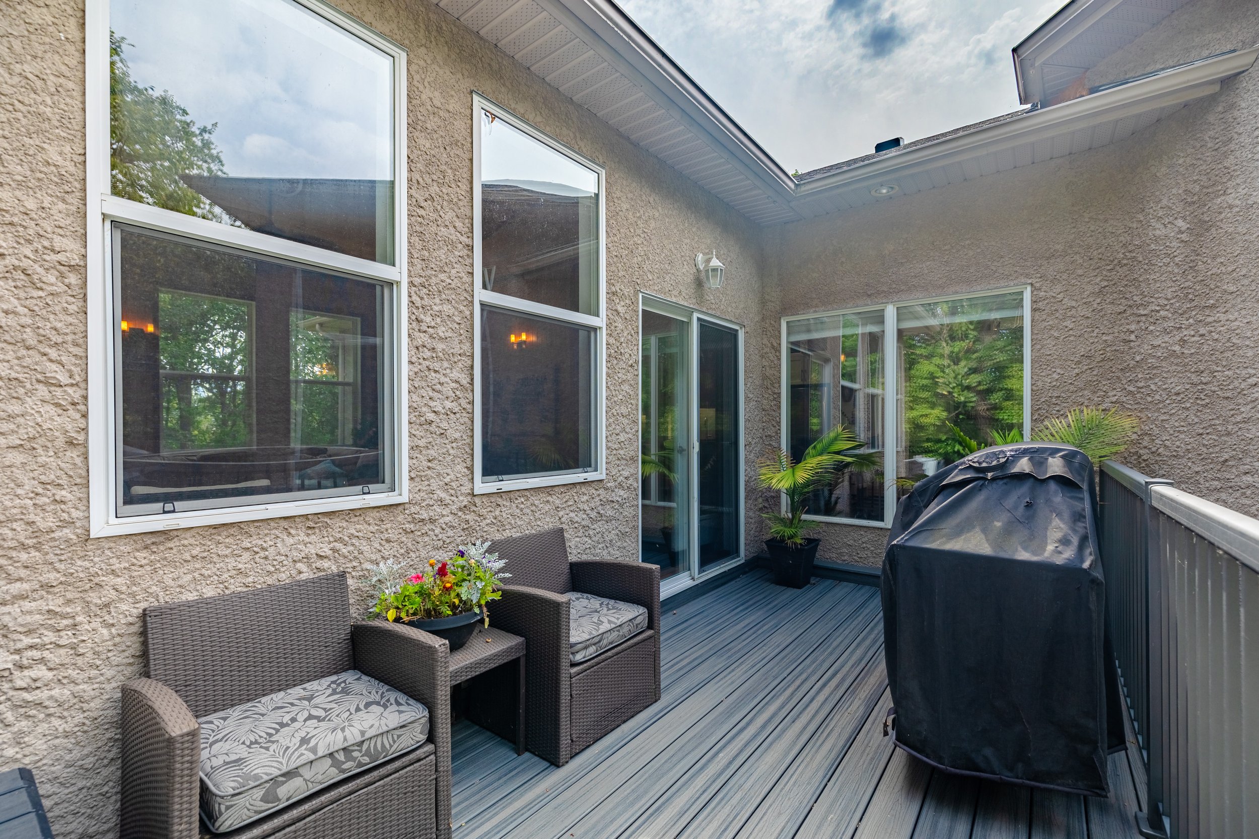 28 Highland Dr (8).jpg