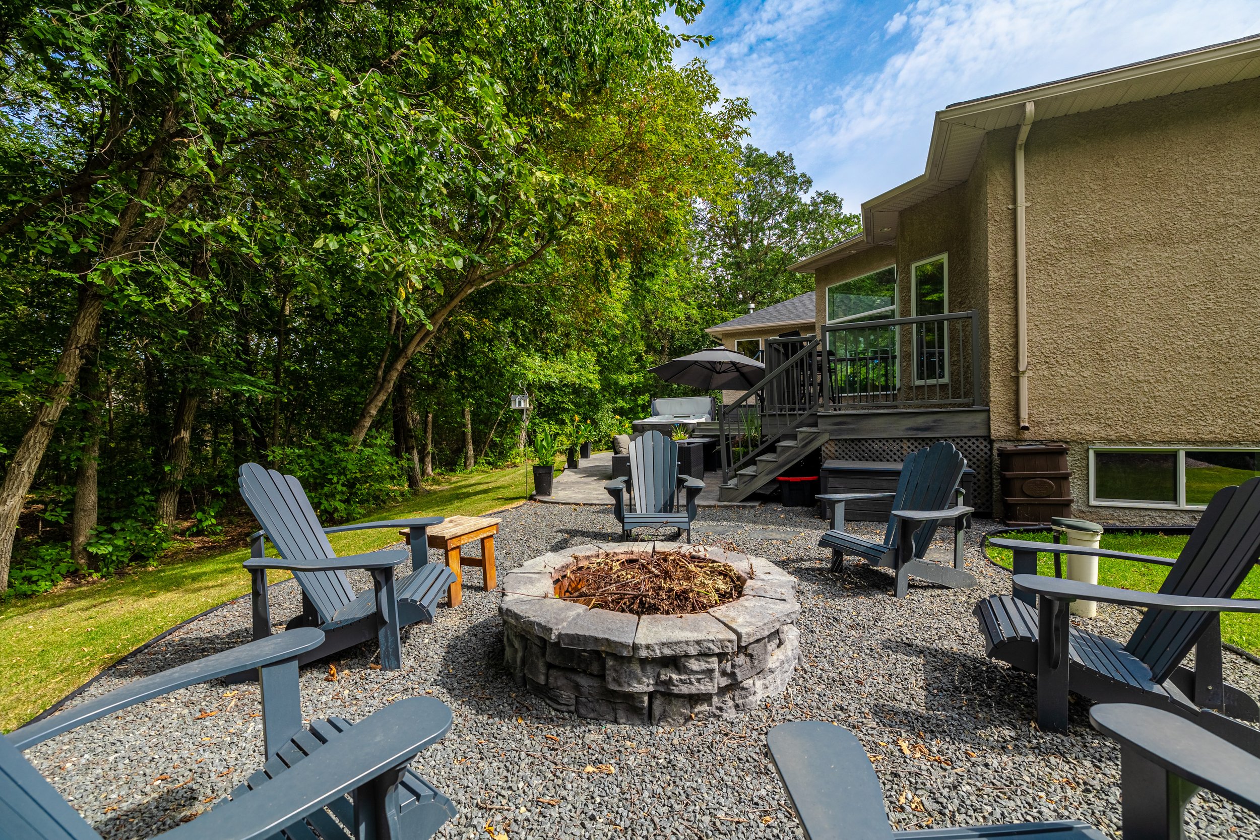 28 Highland Dr (14).jpg