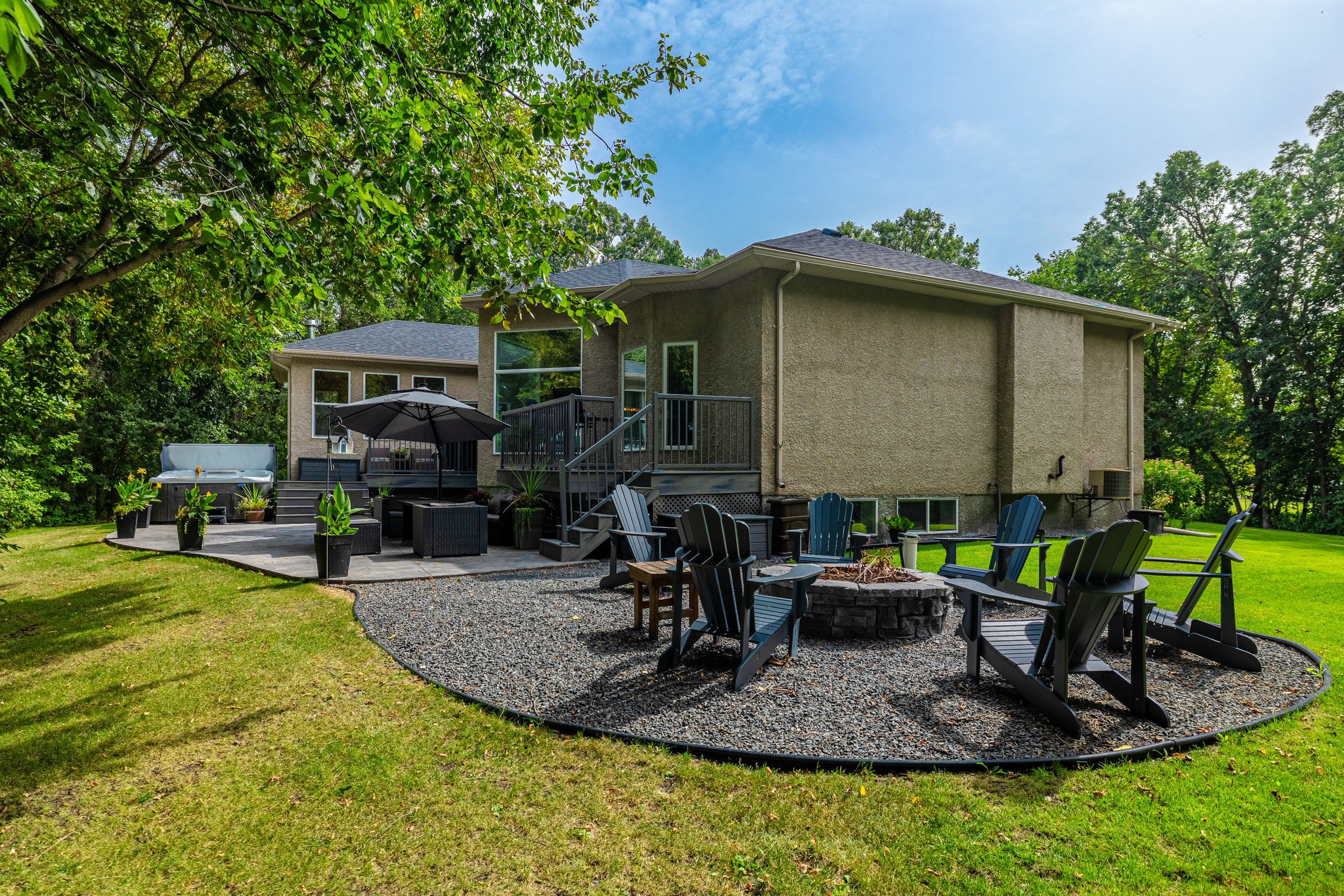 28 Highland Dr (16).jpg