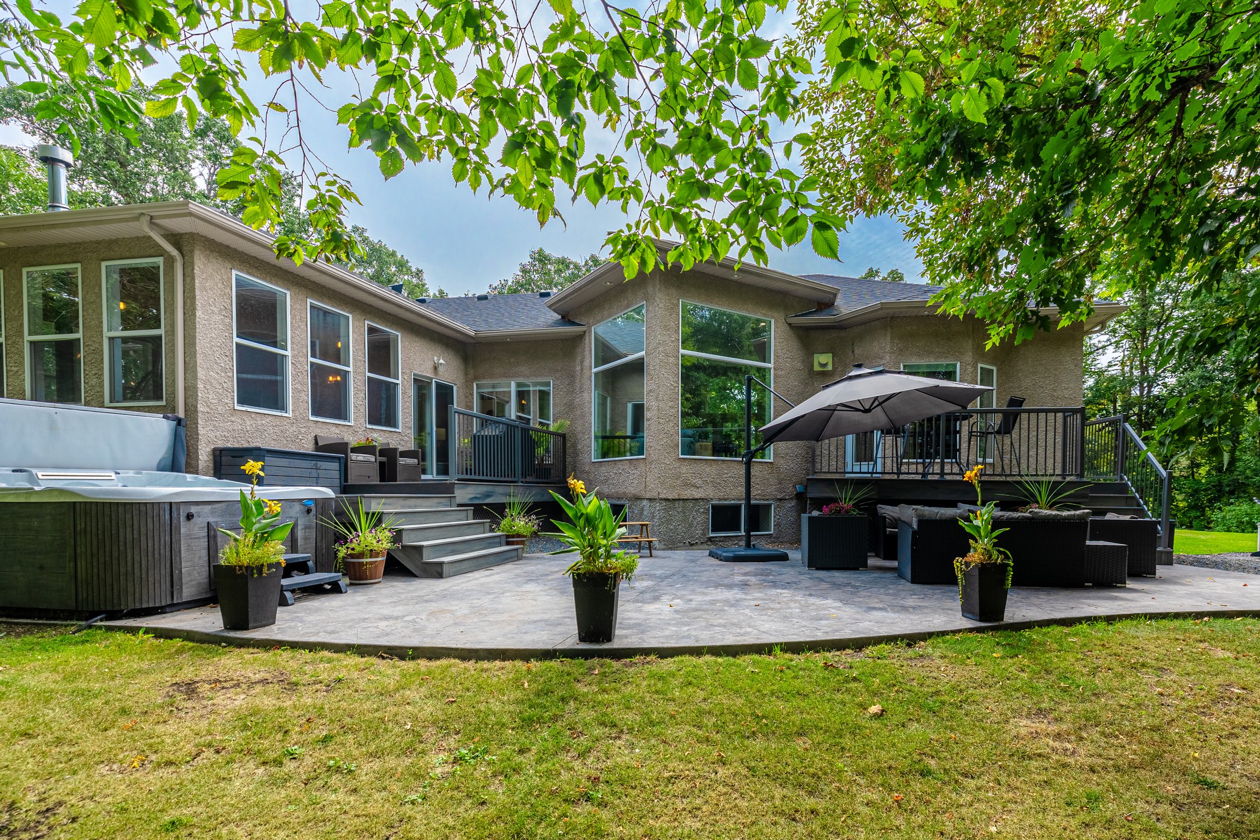 28 Highland Dr (19).jpg