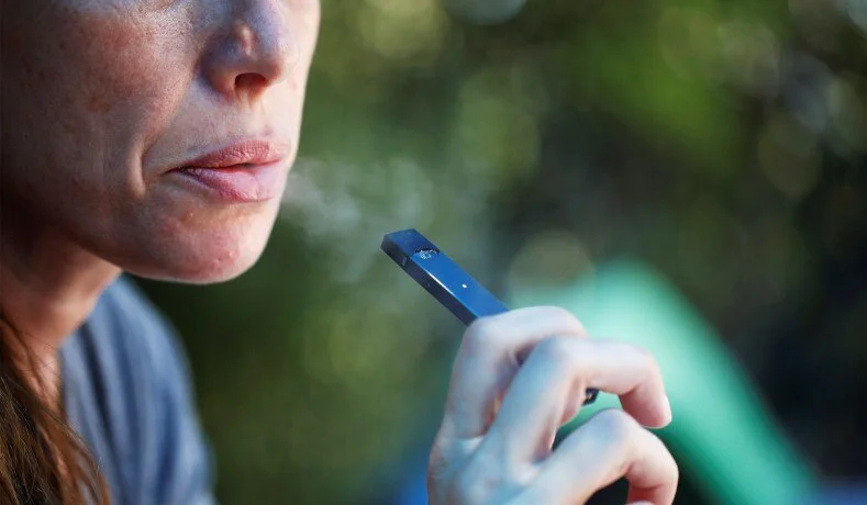 vaping.jpg