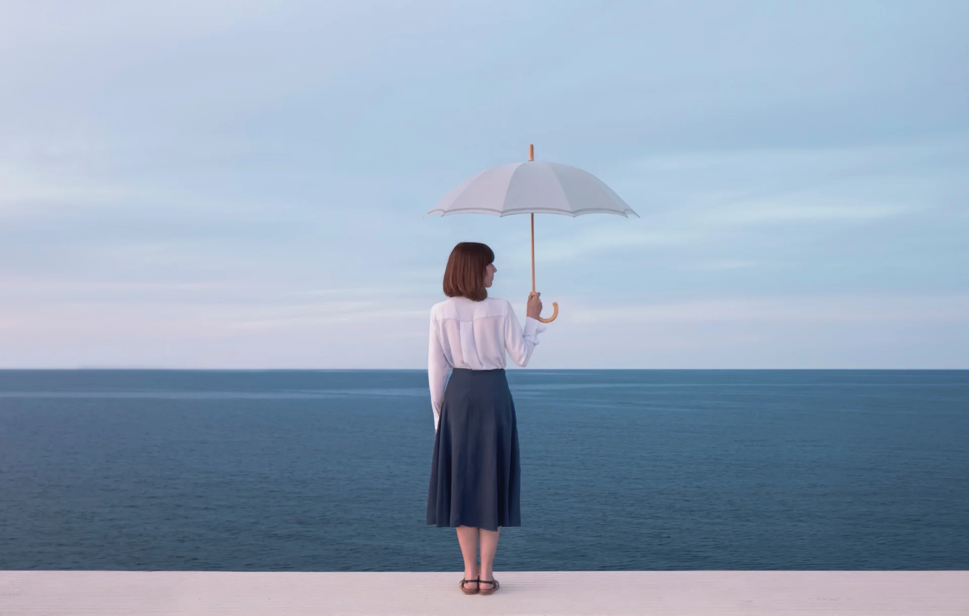 MAGRITTE-drcuerda_anniset_02_Header_.jpg