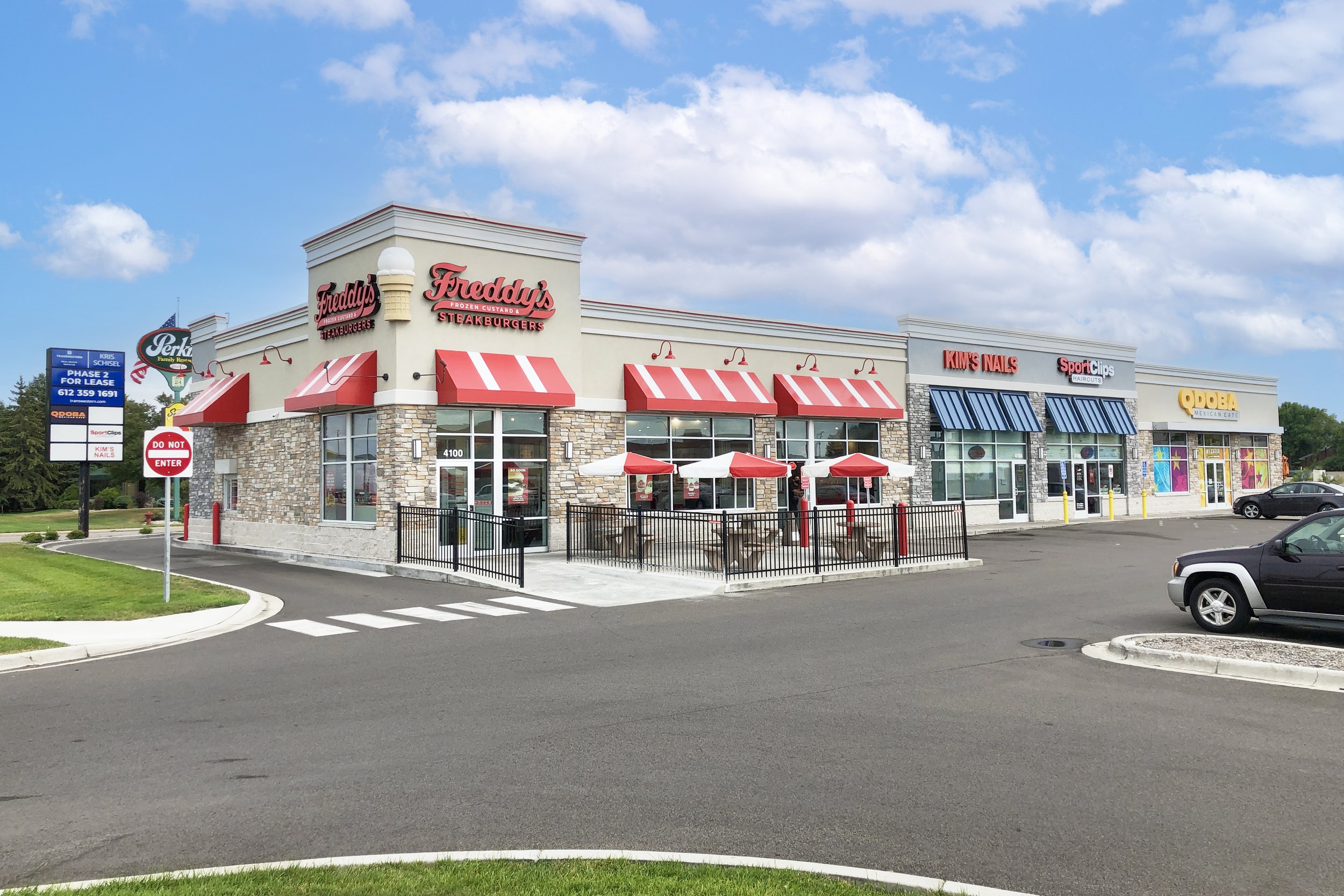 St. Cloud, MN Retail Center