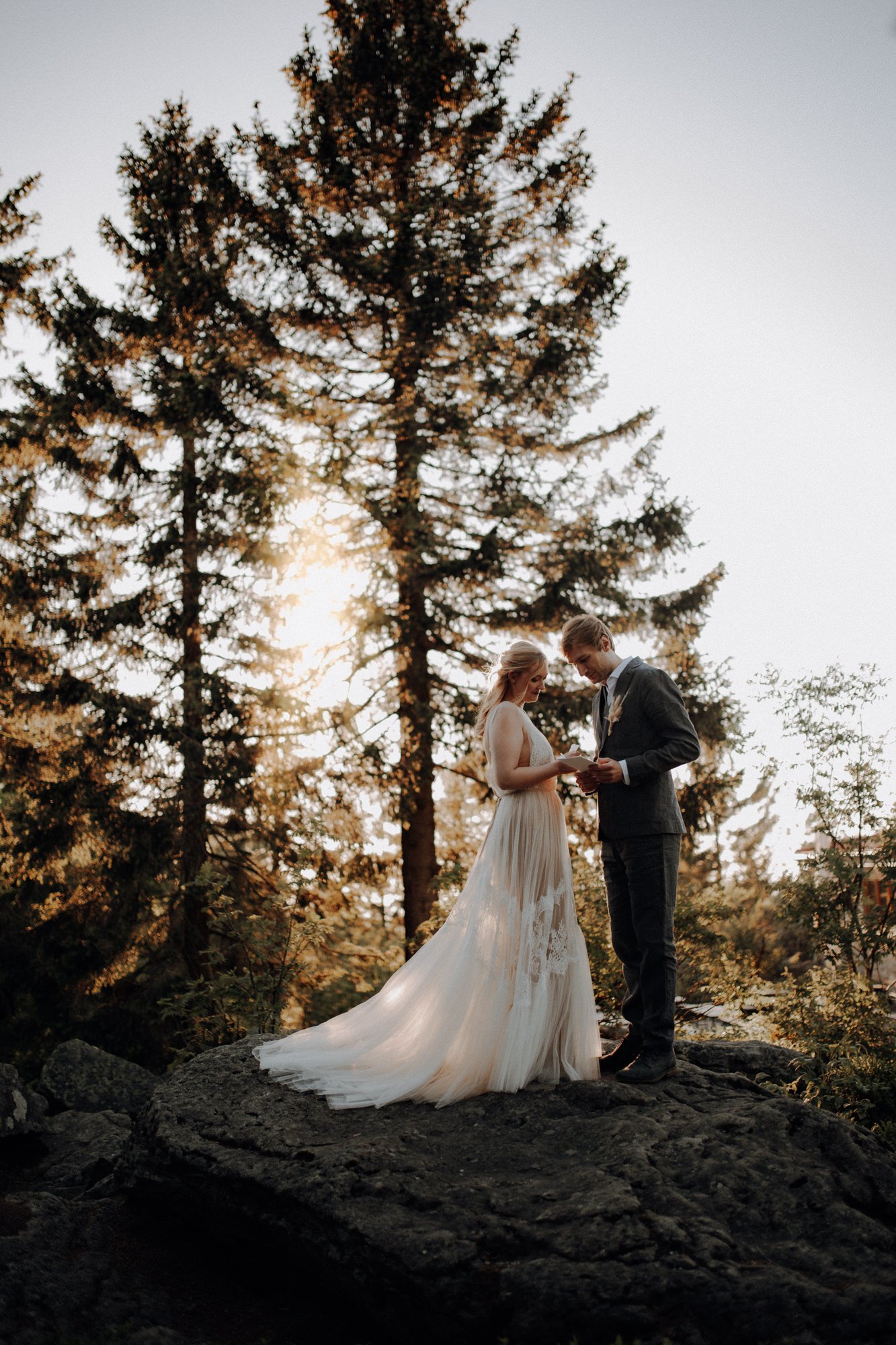 Elopement-Fraenkische-Schweiz-Hochzeitsfotografin-Sarah-Guber-Fotografie (33).jpg