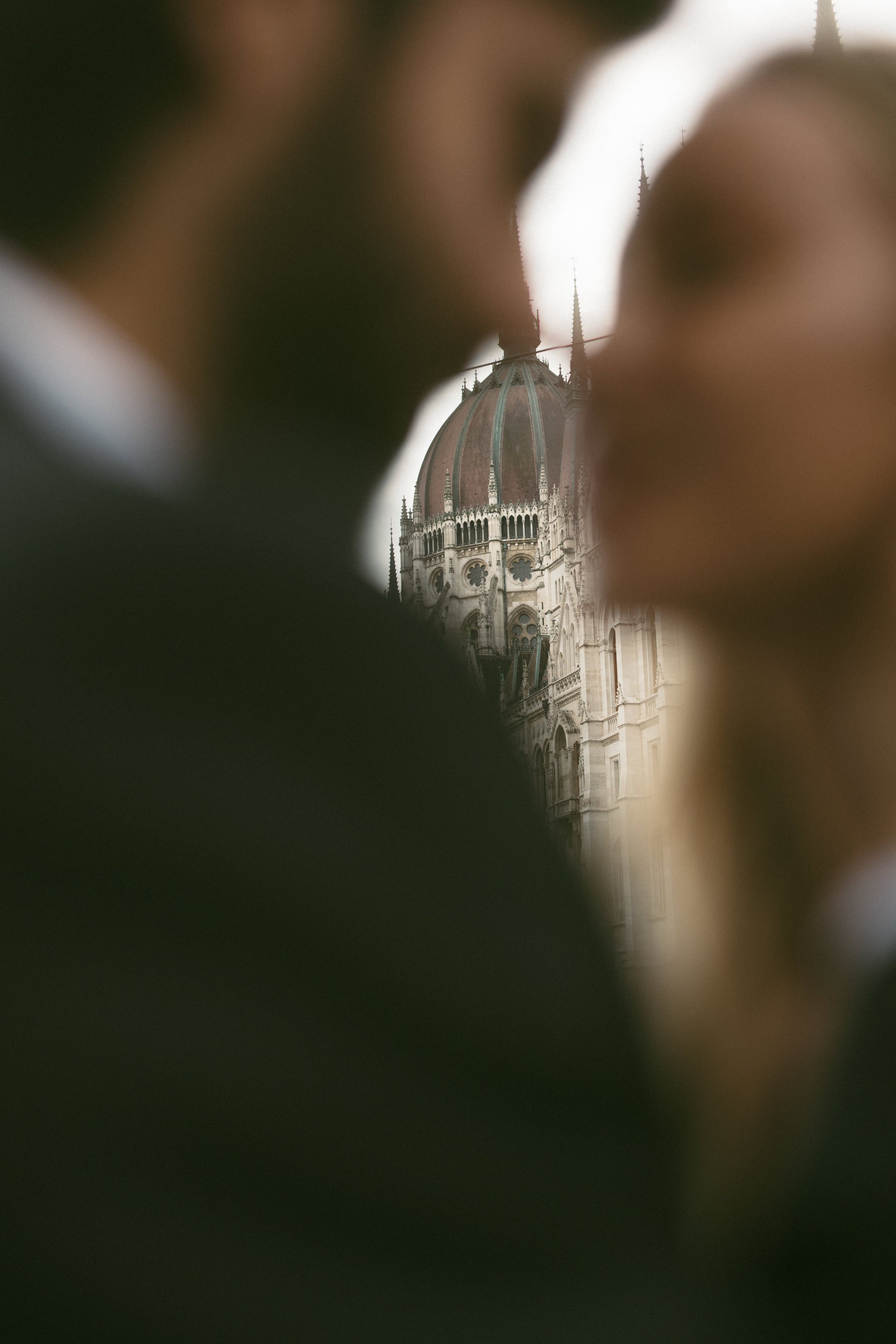 engagement-photos-budapest-sarahguberphotography (13).jpg