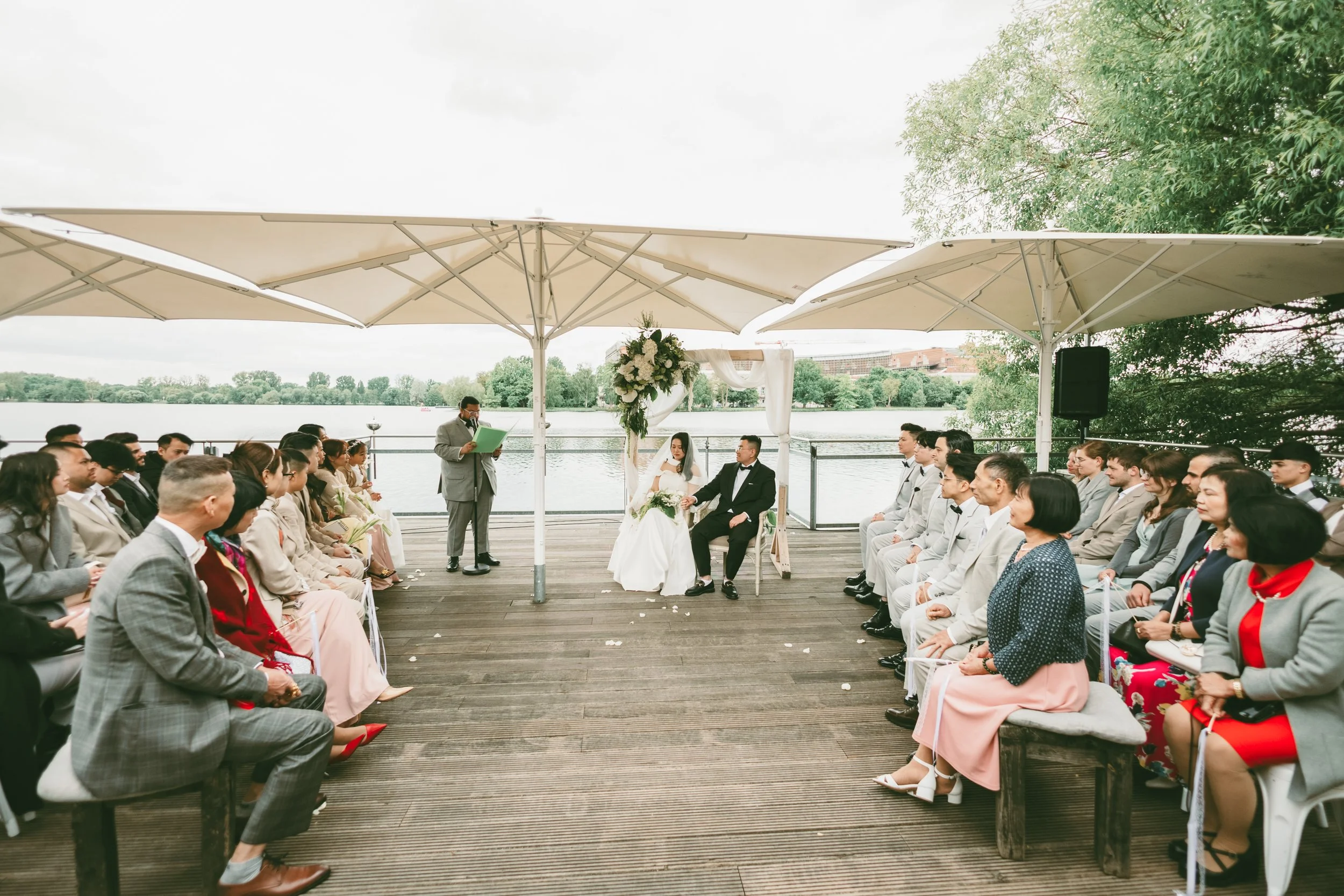 hochzeitsfotografie-nuernberg-bootshaus (242).jpg