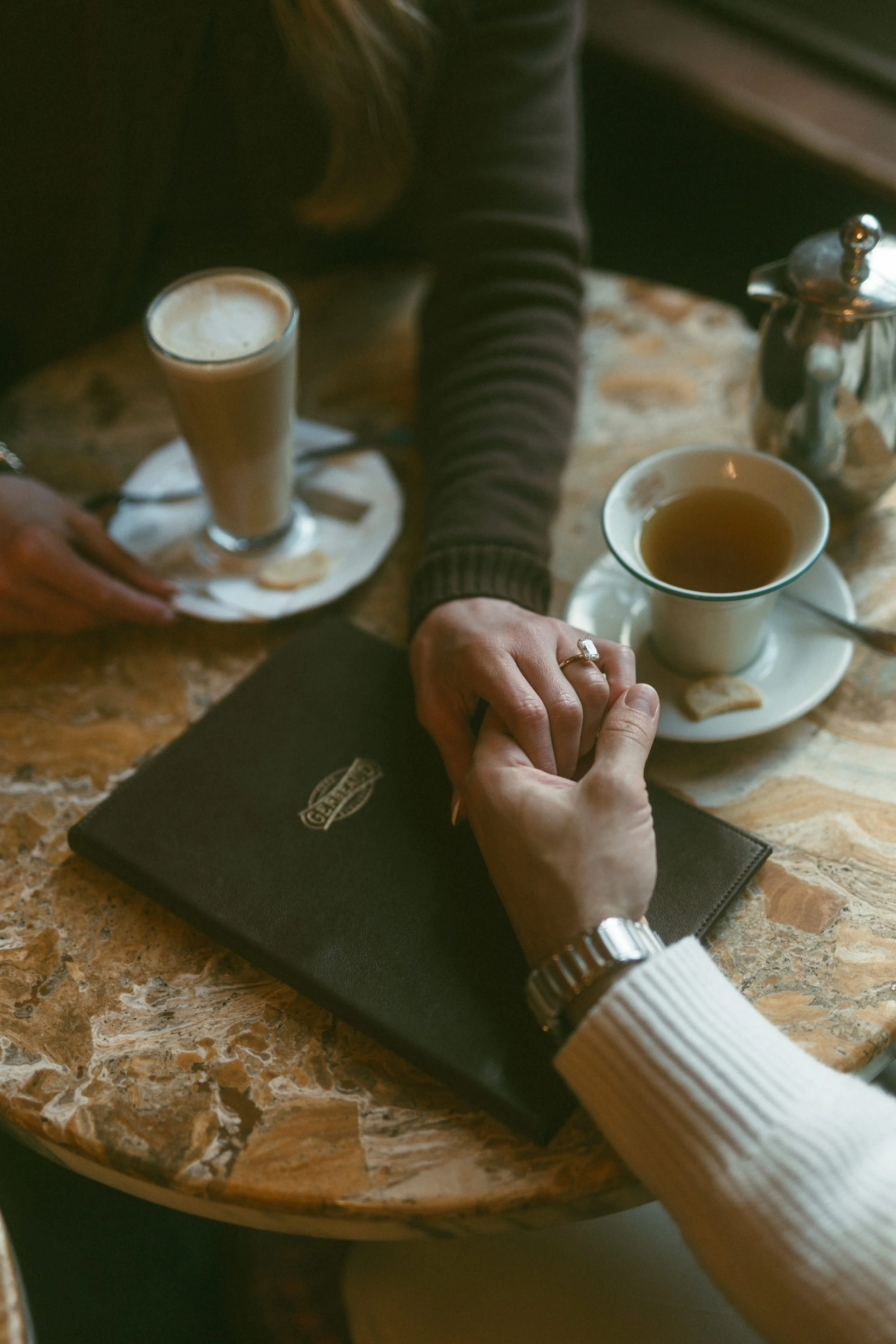 engagement-photos-budapest-sarahguberphotography (34).jpg