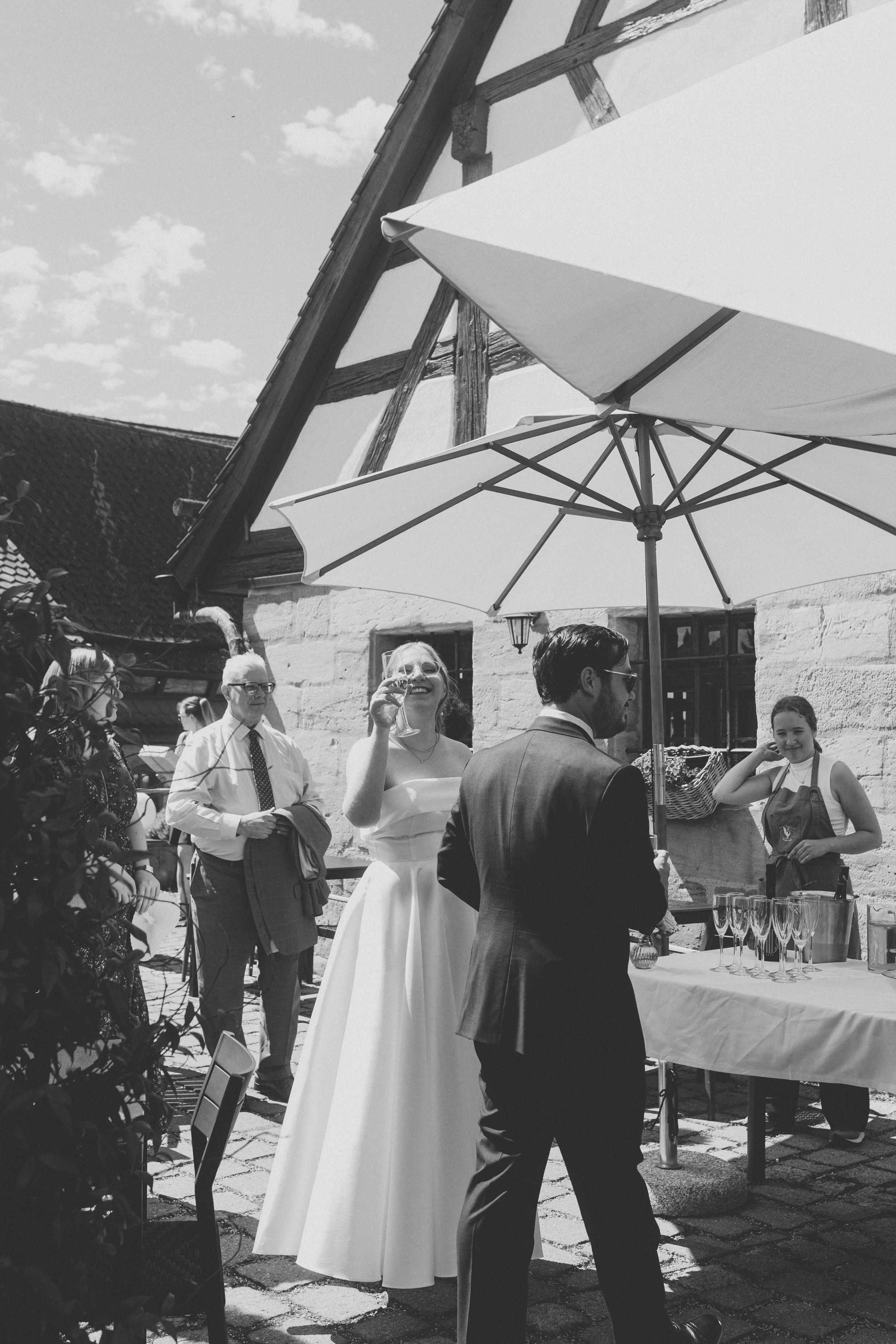 standesamt-heroldsberg-hochzeit (12).jpg