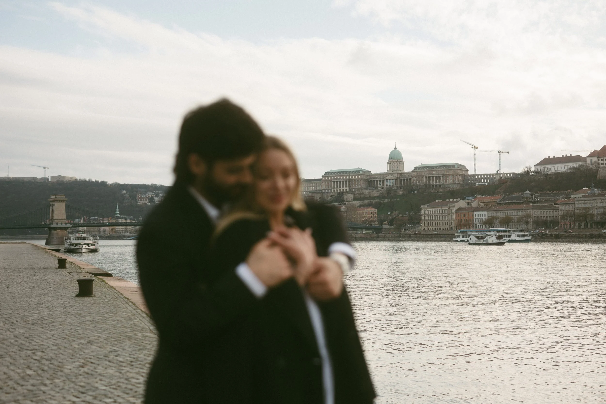 engagement-photos-budapest-sarahguberphotography (7).jpg