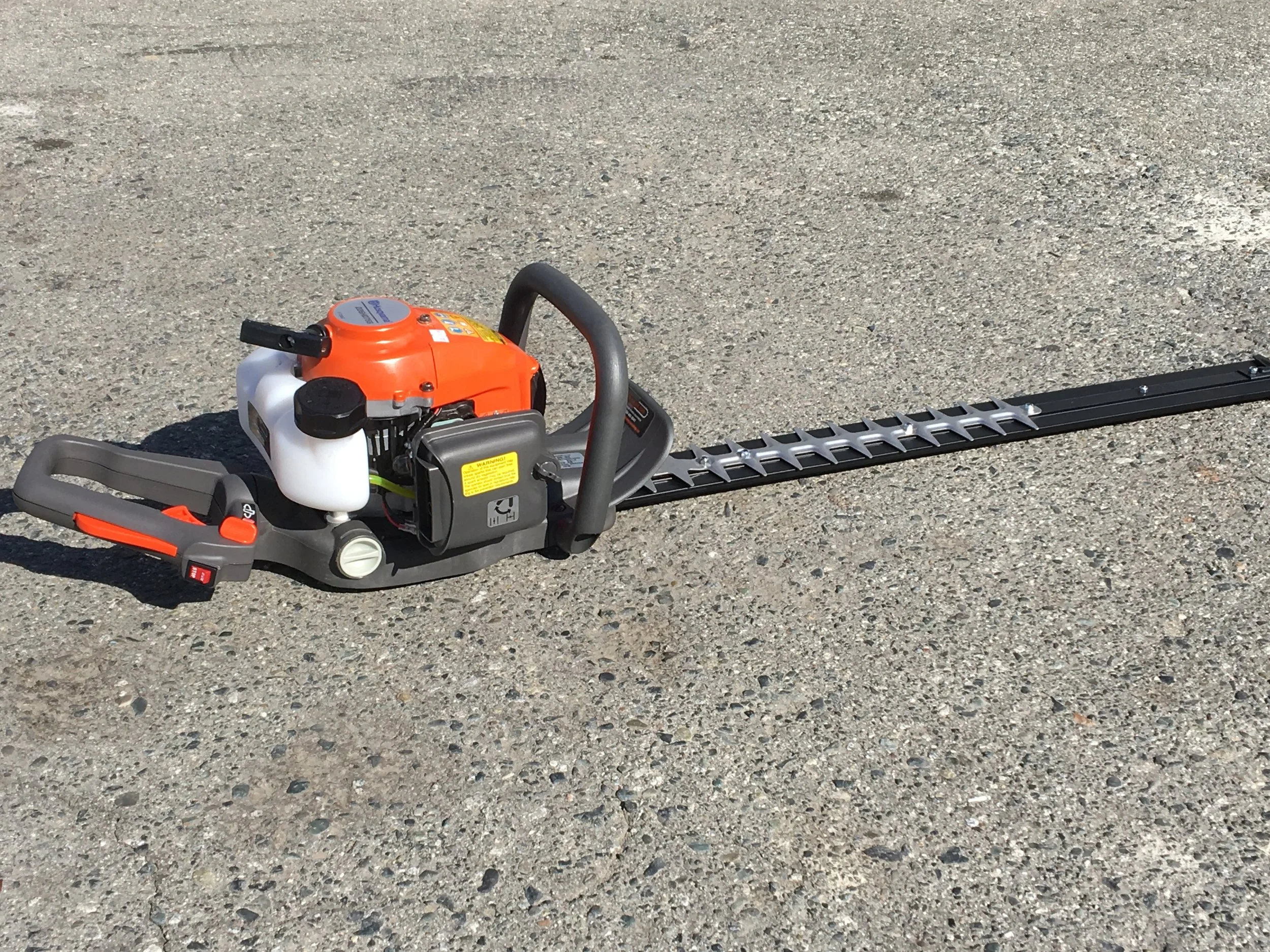 HEDGE TRIMMERS