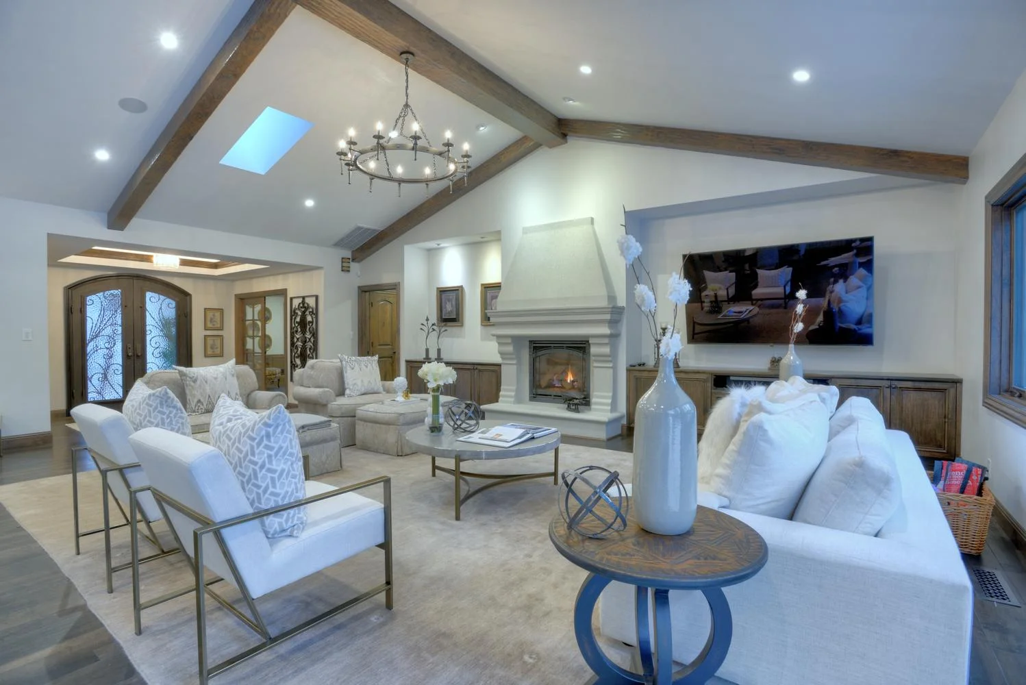 15977 Grandview Dr Monte-large-019-7-Living Room View to Foyer-1498x1000-72dpi.jpg