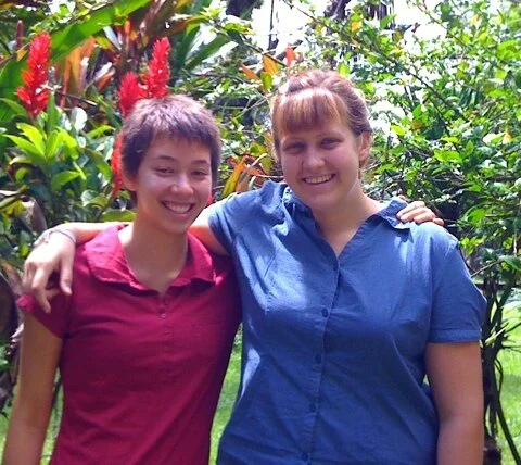 New volunteers students arrive