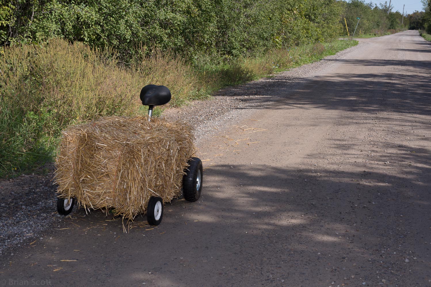 'Autonomous Vehicle'   (straw bale)