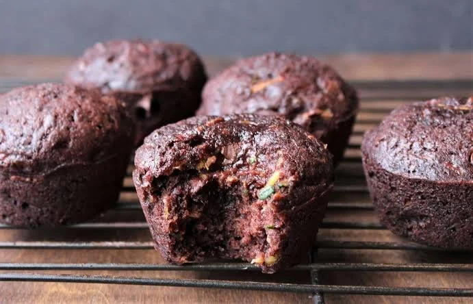chocolate zucchini muffin.jpg