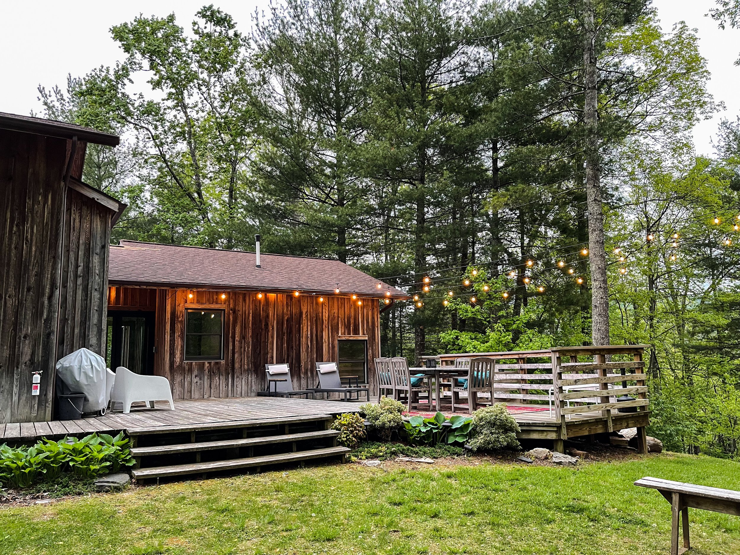 Large Deck for Entertaining