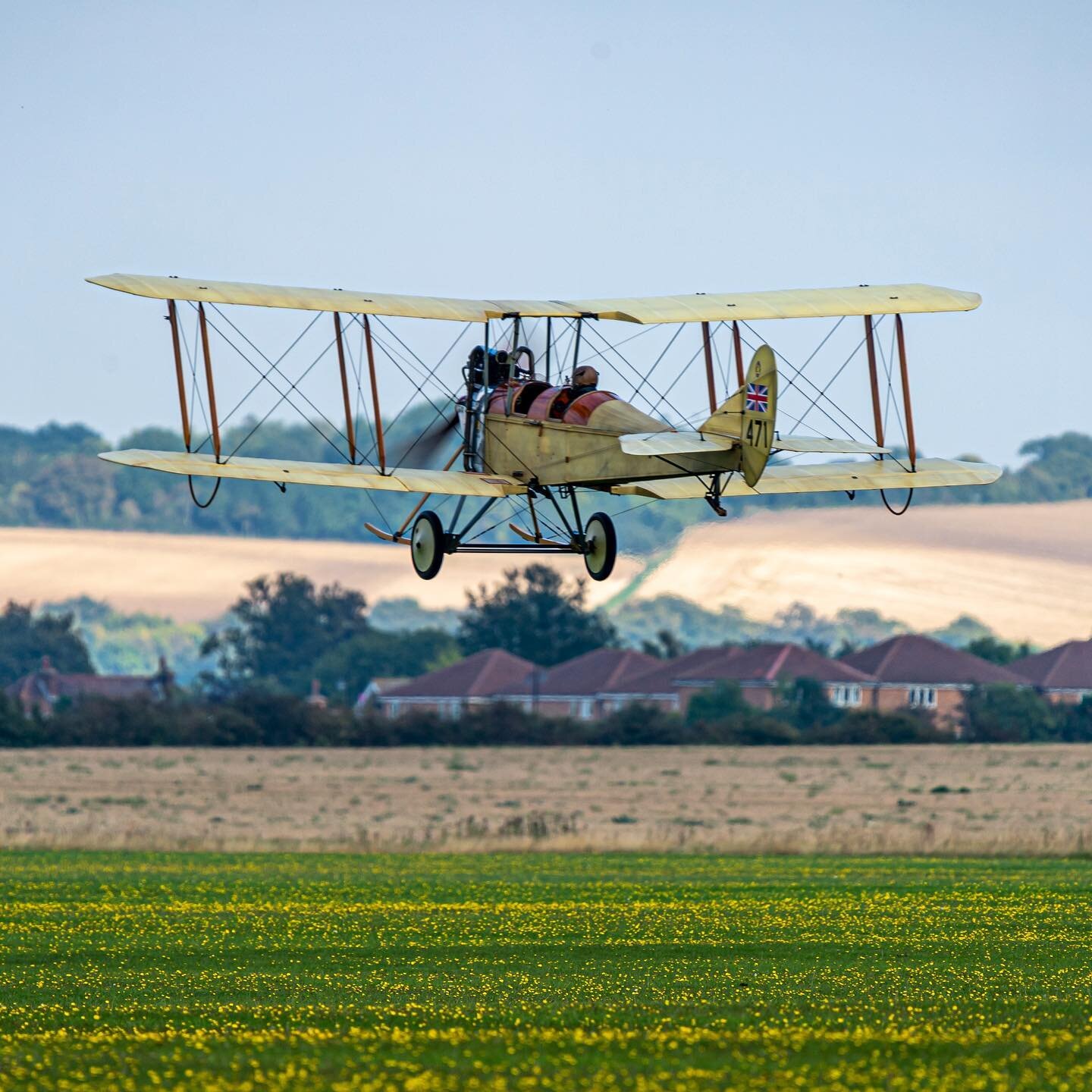 A WW1 Royal Aircraft Factory BE2c taking off from Duxford

#avgeek #aviationphotography #nikonphotography #nikondf #worldwar1 #vintageaviation