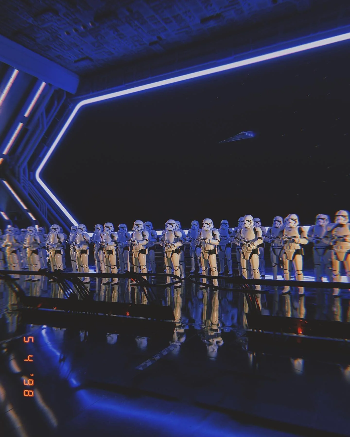 ♡ batuu on film ♡
&bull;
&bull;
Happy May the 4th 💫 wishing we were all drinking blue milk under the three moons of Batuu 🤍 how are you celebrating today?!
&bull;
&bull;
&bull;
#disney #disneyland #disneyworld #disneygram #disneylife #disneyparks #