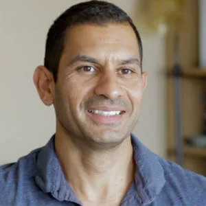 Omar-e1537651448590-300x300.jpg