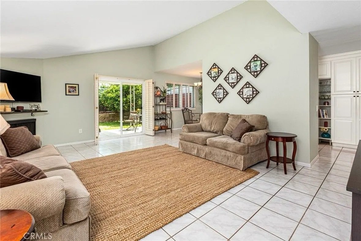 106 Christen Way Vista 92069 $67000