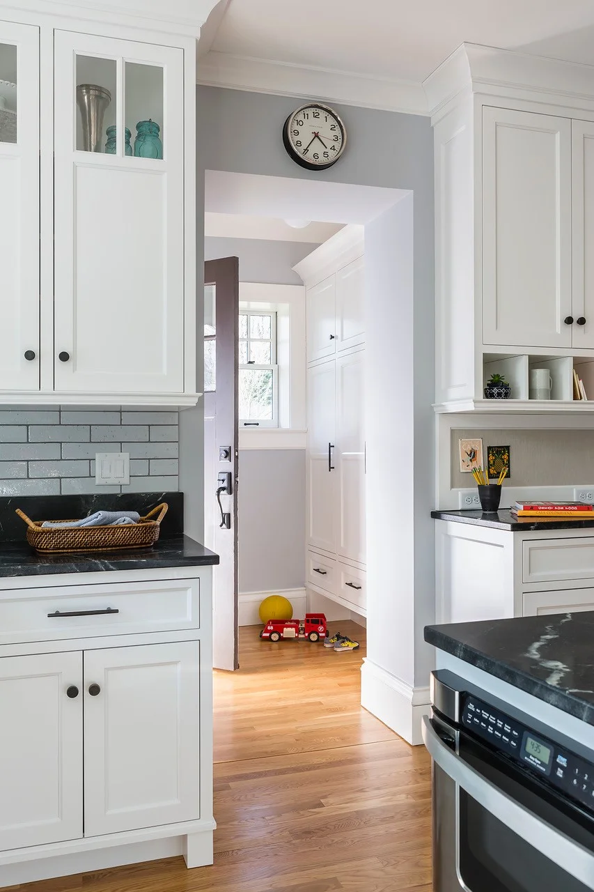 thumbnail_Kitchen_Hallway_04_15.jpg