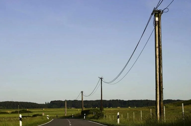 telephone_line_by_road.jpg