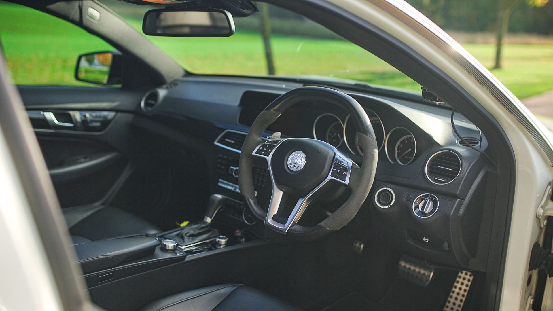 WhatsApp Image 2025-10-30 at 19.07.08.jpeg