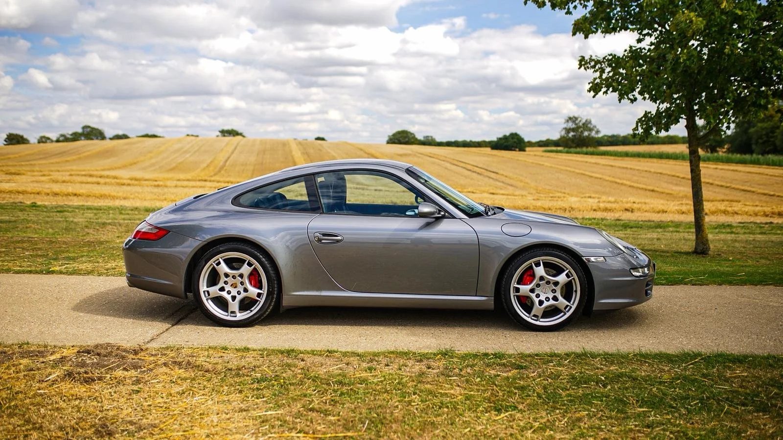 WhatsApp Image 2025-08-18 at 16.52.35 (3).jpeg