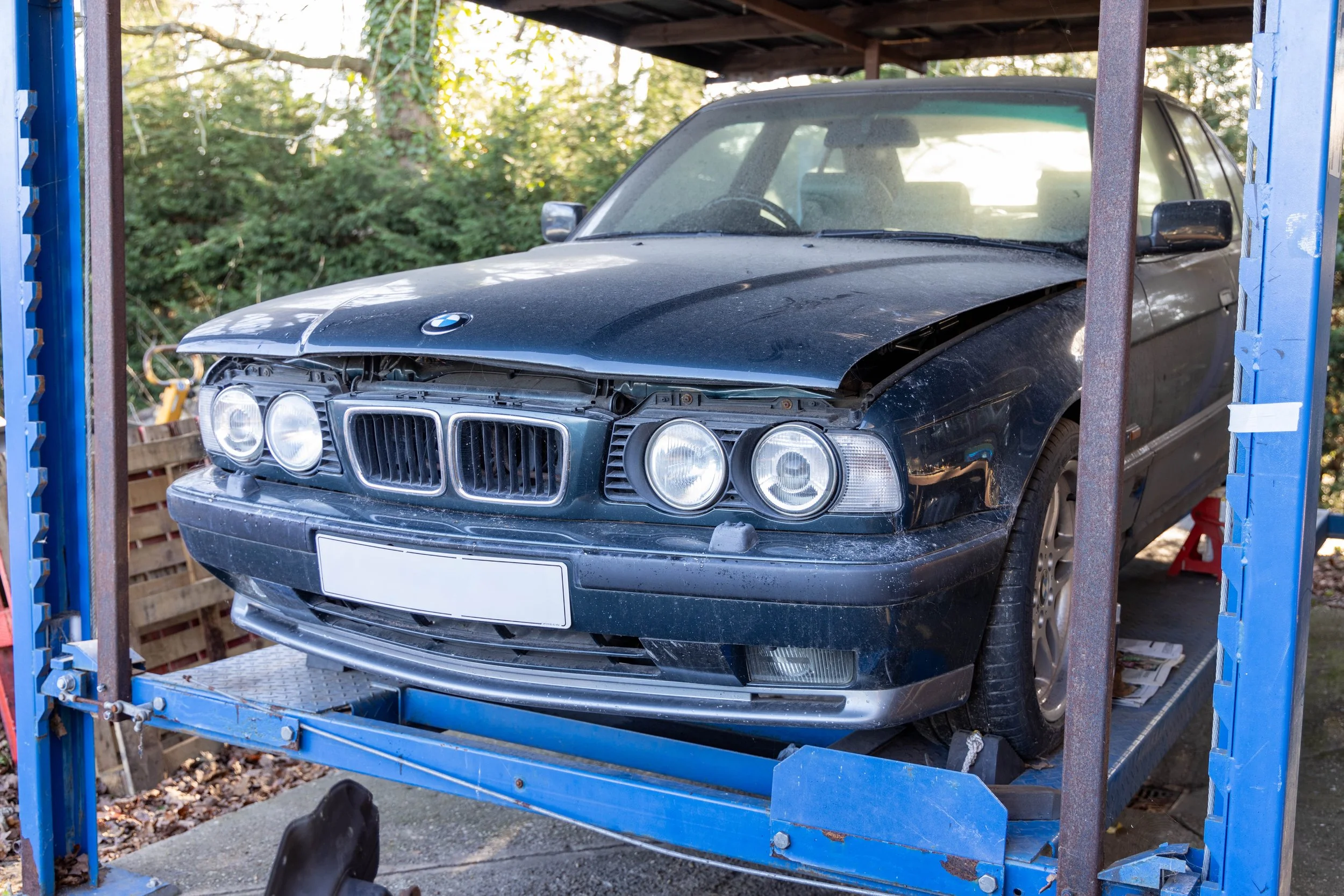 GQ-CAR-STORAGE-E34-M5-RESTORATION-15.jpg