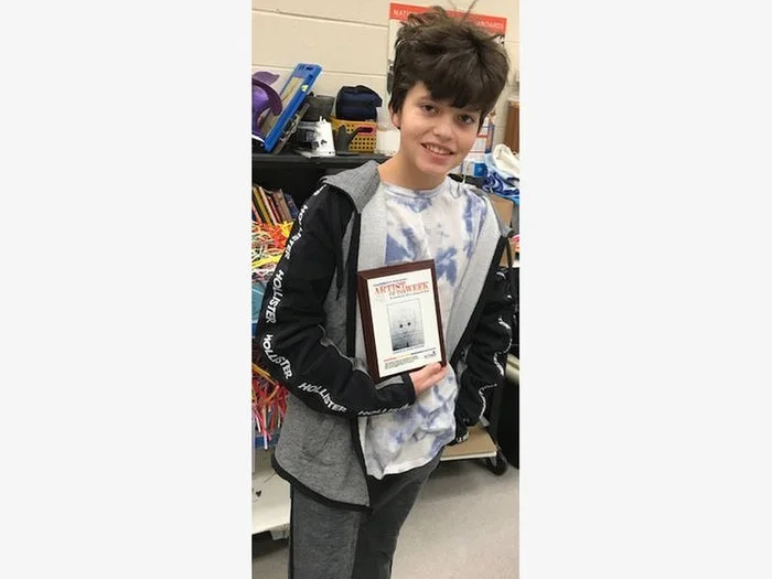 Artsonia "Artist of the Week" is HJMS Eighth Grader
