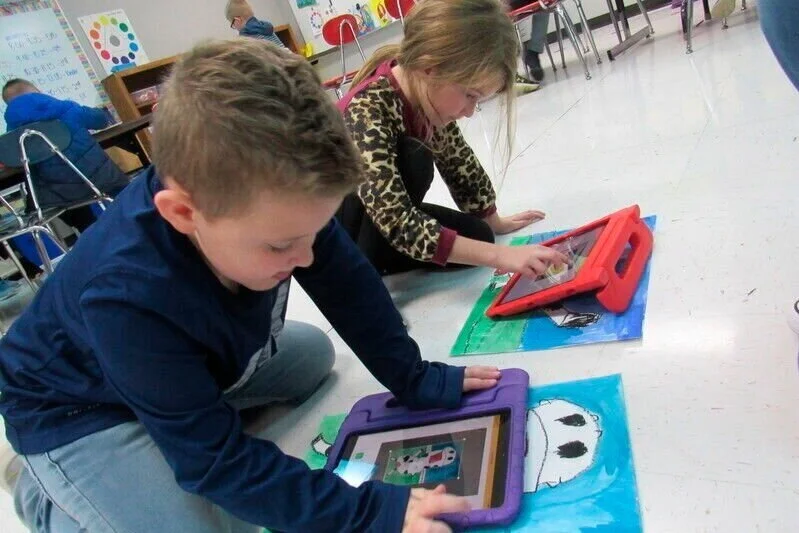 Education foundation provides grants to help students