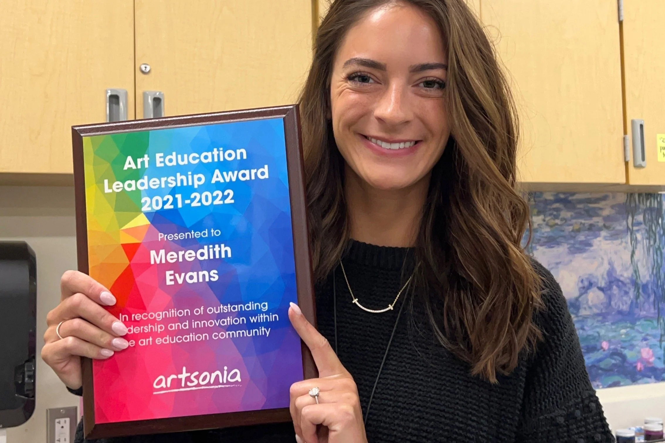 Art teacher wins national award