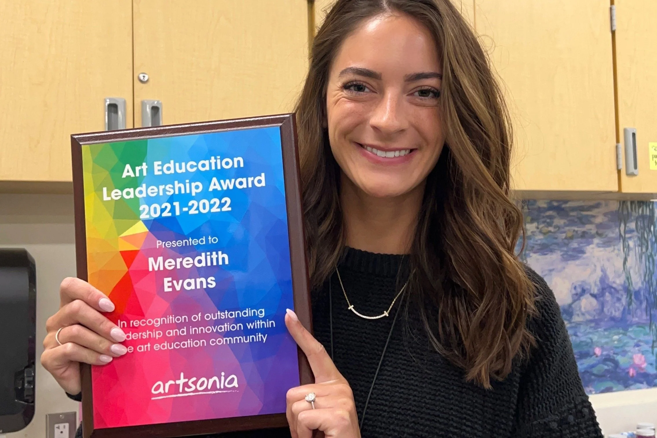 Meadow Ridge teacher receives Art Education Leadership Award