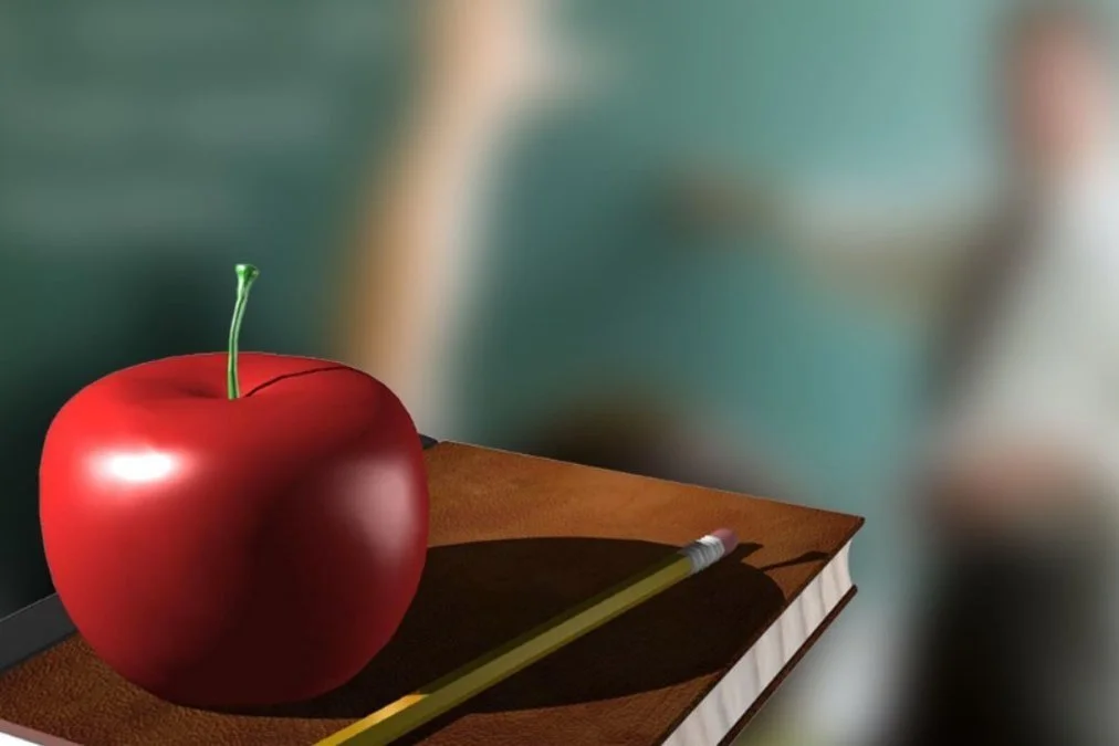 Grand Blanc teacher honored with national award