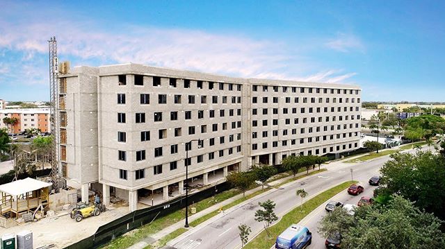 Clear skies at our Carribean Village Project. Our masonry team self-performed all the masonry block for this project. Great teamwork by our project team! 
#masonry #johnbellconstruction #miami #miamidade #southmiami #coralgables #masons #mortar #bric