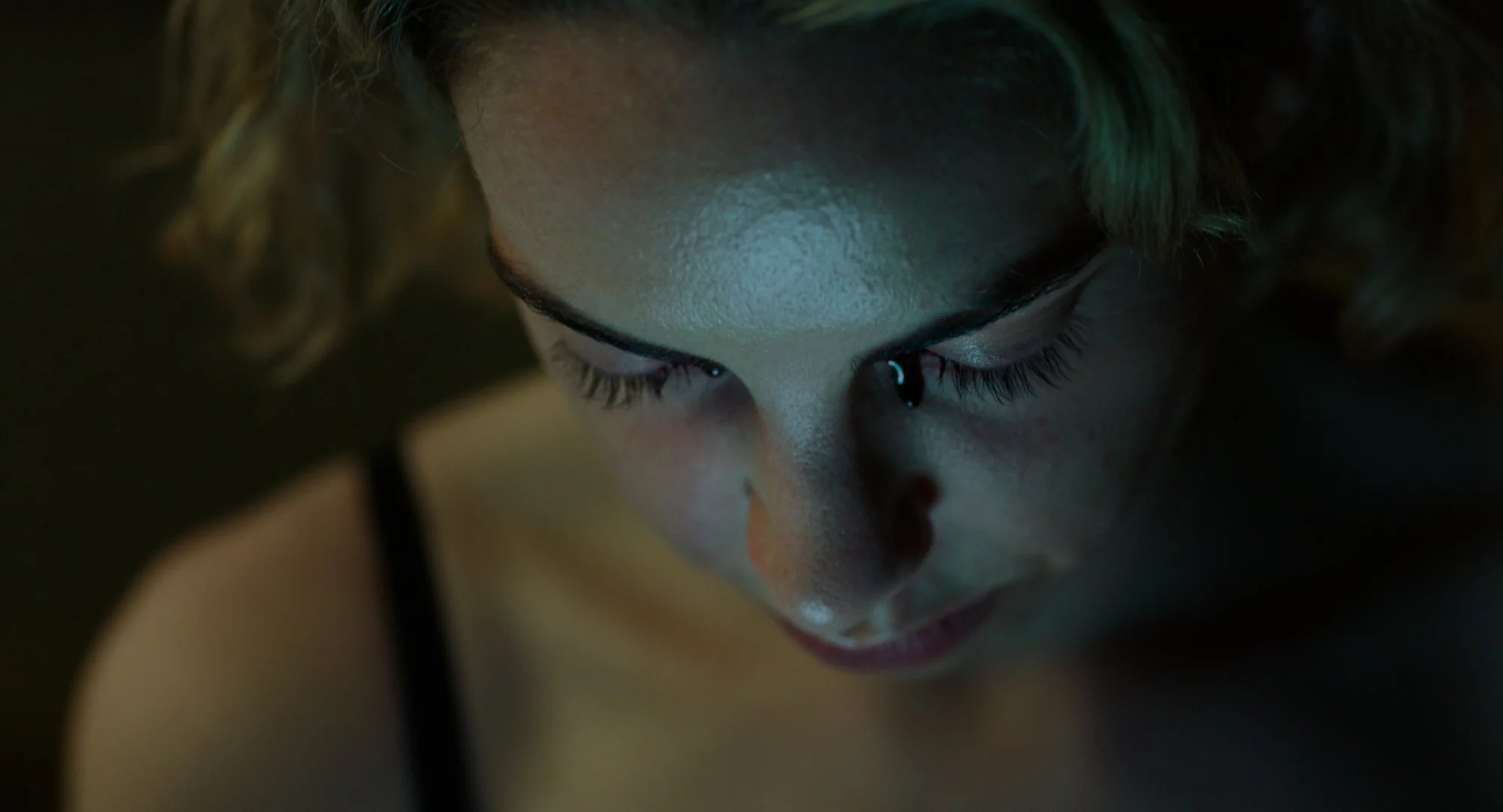 Pleasure Seeking - Stereo.00_04_46_06.Still167.jpg