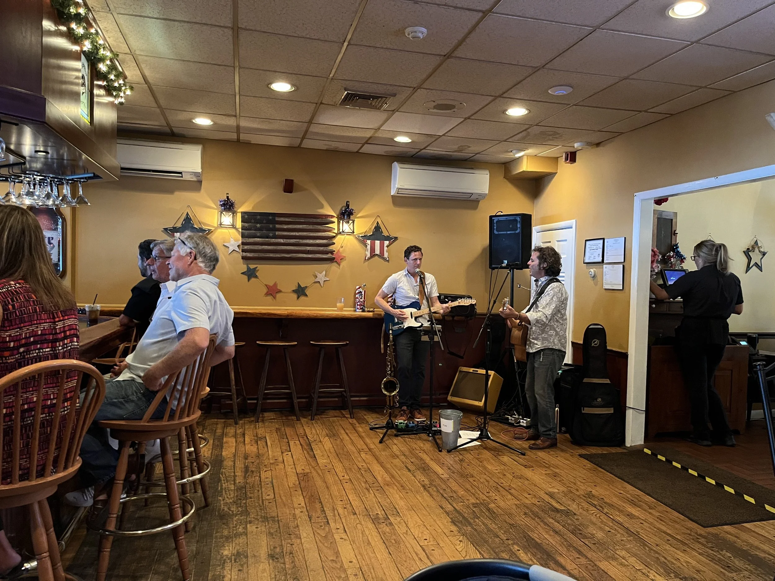 Gordon Vincent &amp; Jon Thompson @ Tuckahoe Inn