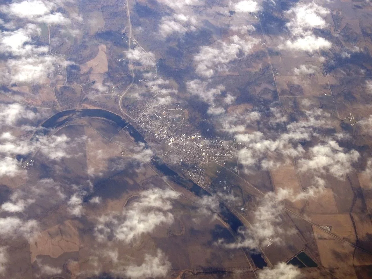 aerial photo of eldon.jpg
