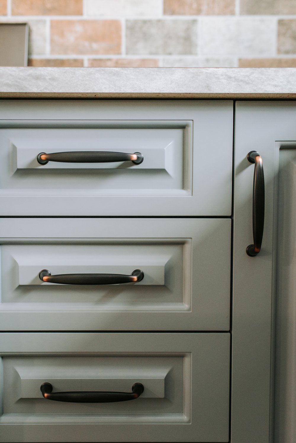 CABINET HANDLES